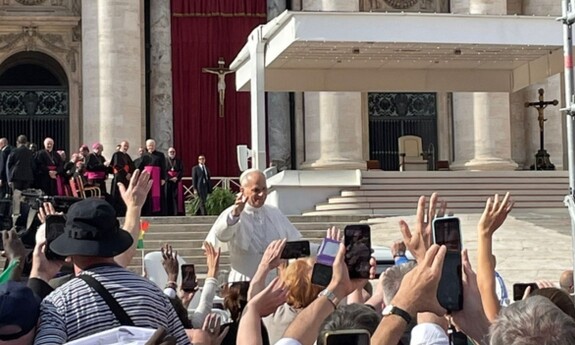Filary wychowania: życie wewnętrzne, jedność, miłość i radość.